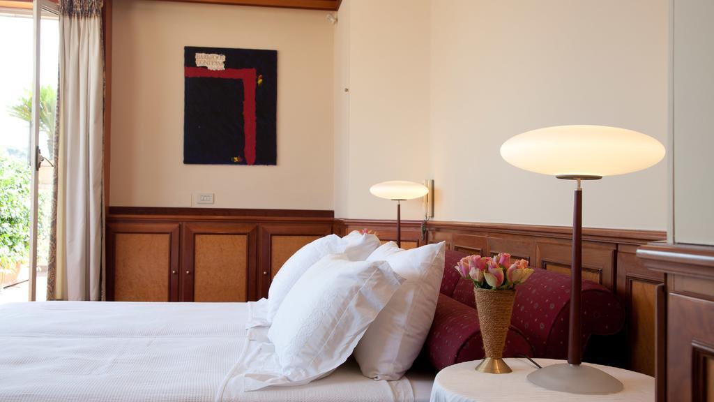 Rental In Rome - Fontana Di Trevi Penthouse Exteriör bild